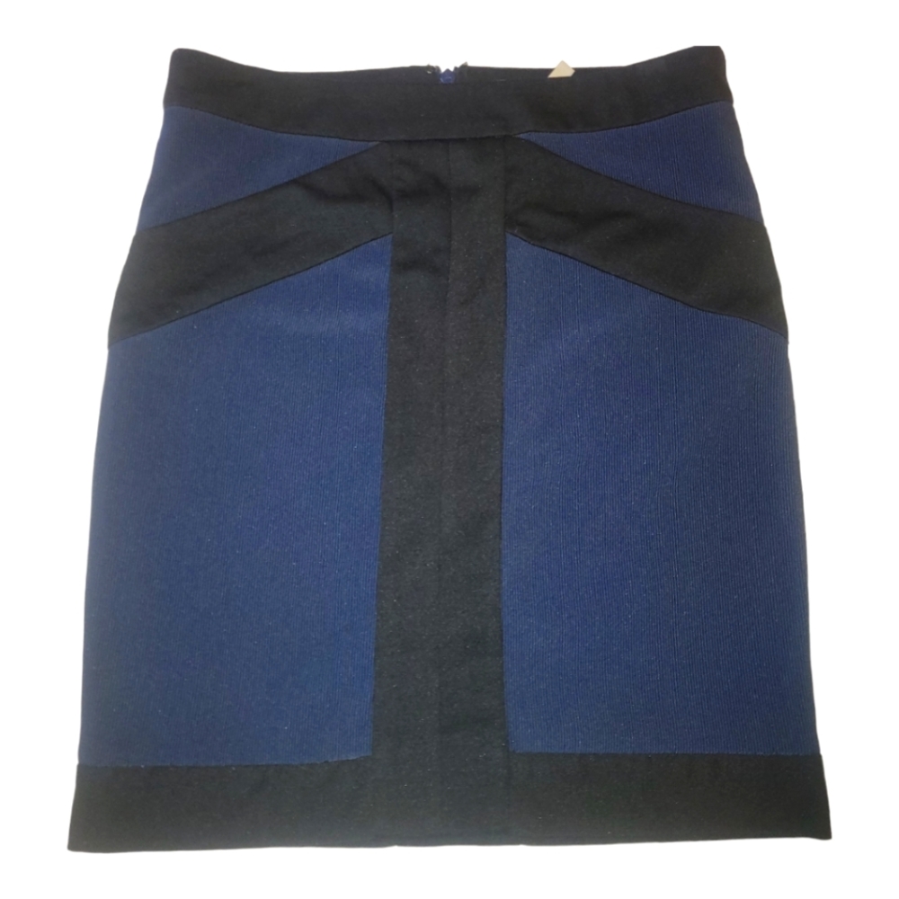 BCBGeneration Classic Short Navy with Black Accent Skirt Size 6